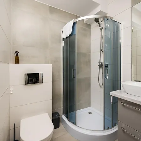 Wlochy Popularna Charming By Bookinghost Appartement *