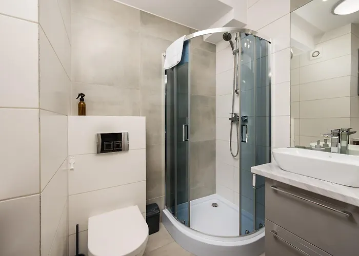 Wlochy Popularna Charming By Bookinghost Apartman *