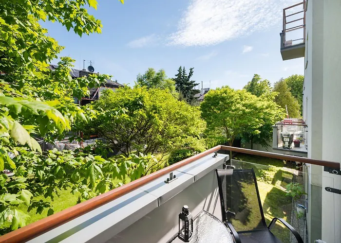 Apartman Wlochy Popularna Charming By Bookinghost Varsó