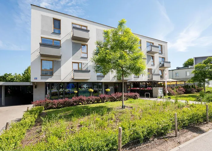 Apartman Wlochy Popularna Charming By Bookinghost